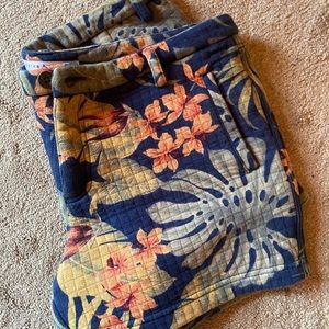 Mens 34 Parke & Ronen quilted short